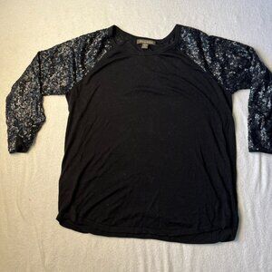 Tommy Bahama Women’s Shirt Size Medium Black 3/4 Sleeve Sequin Accent Top